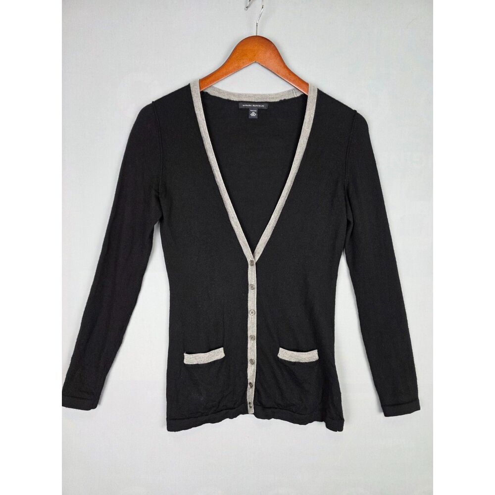 Banana Republic Cardigan 100% Marino Wool XSP Black Dark Academic Librarian